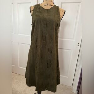 Banana Republic Green Pleated Midi Dress